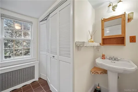 15 Inningwood Road Ossining NY 10562
