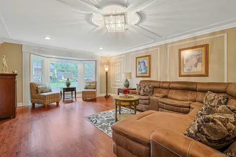 8 Dunmore Road New City NY 10956