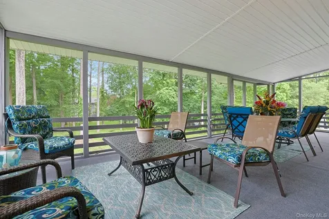 8 Dunmore Road New City NY 10956