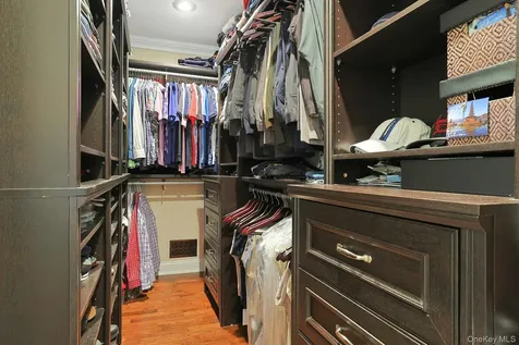 8 Dunmore Road New City NY 10956