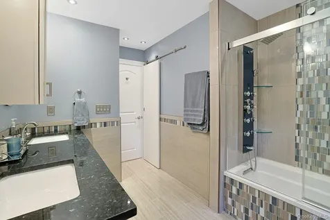 8 Dunmore Road New City NY 10956