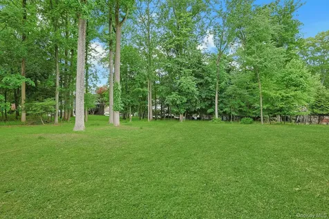 8 Dunmore Road New City NY 10956