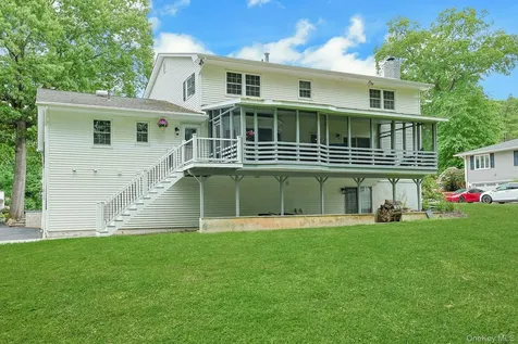8 Dunmore Road New City NY 10956