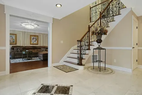 8 Dunmore Road New City NY 10956