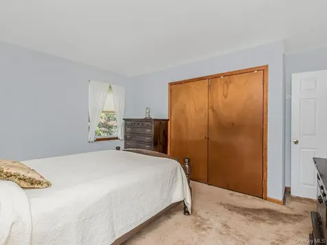 211 Warren Avenue Hawthorne NY 10532