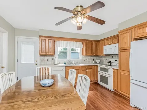 211 Warren Avenue Hawthorne NY 10532