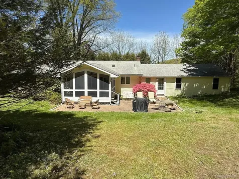 230 Cooper Millerton NY 12545