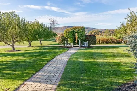6700 Dunnsville Road Call Listing Agent NY 12009