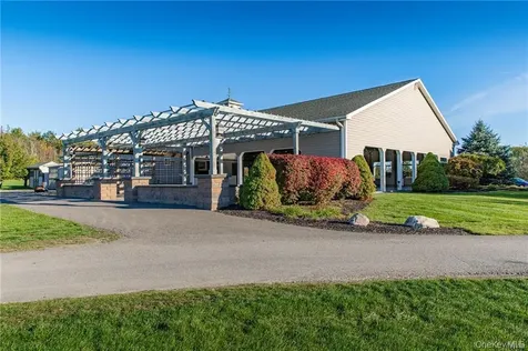 6700 Dunnsville Road Call Listing Agent NY 12009