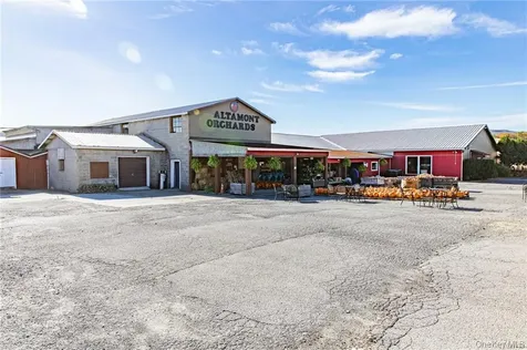 6700 Dunnsville Road Call Listing Agent NY 12009