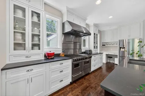 28 Bethlehem Road New Windsor NY 12553