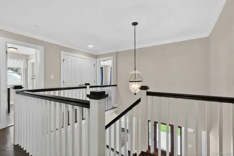 28 Bethlehem Road New Windsor NY 12553