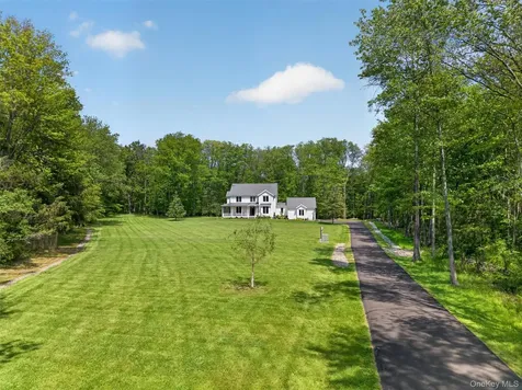 28 Bethlehem Road New Windsor NY 12553