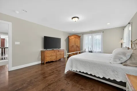 28 Bethlehem Road New Windsor NY 12553