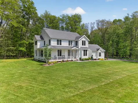 28 Bethlehem Road New Windsor NY 12553