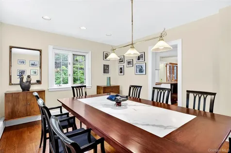 10 Crescent Road Port Washington NY 11050