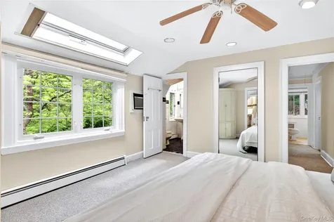 10 Crescent Road Port Washington NY 11050