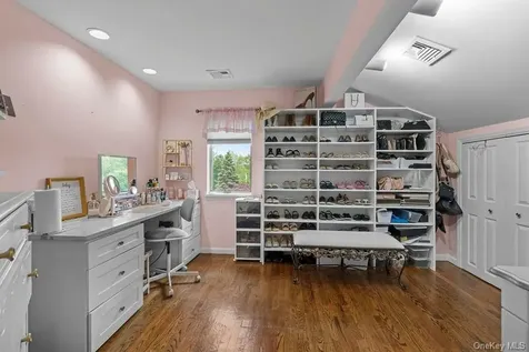 266 Shear Hill Road Mahopac NY 10541