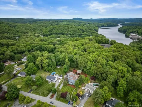 266 Shear Hill Road Mahopac NY 10541