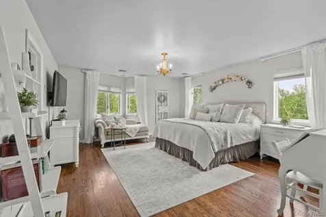 266 Shear Hill Road Mahopac NY 10541