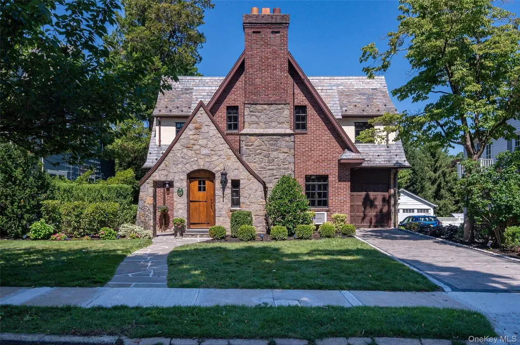 103 Manhattan Avenue Tuckahoe NY 10707