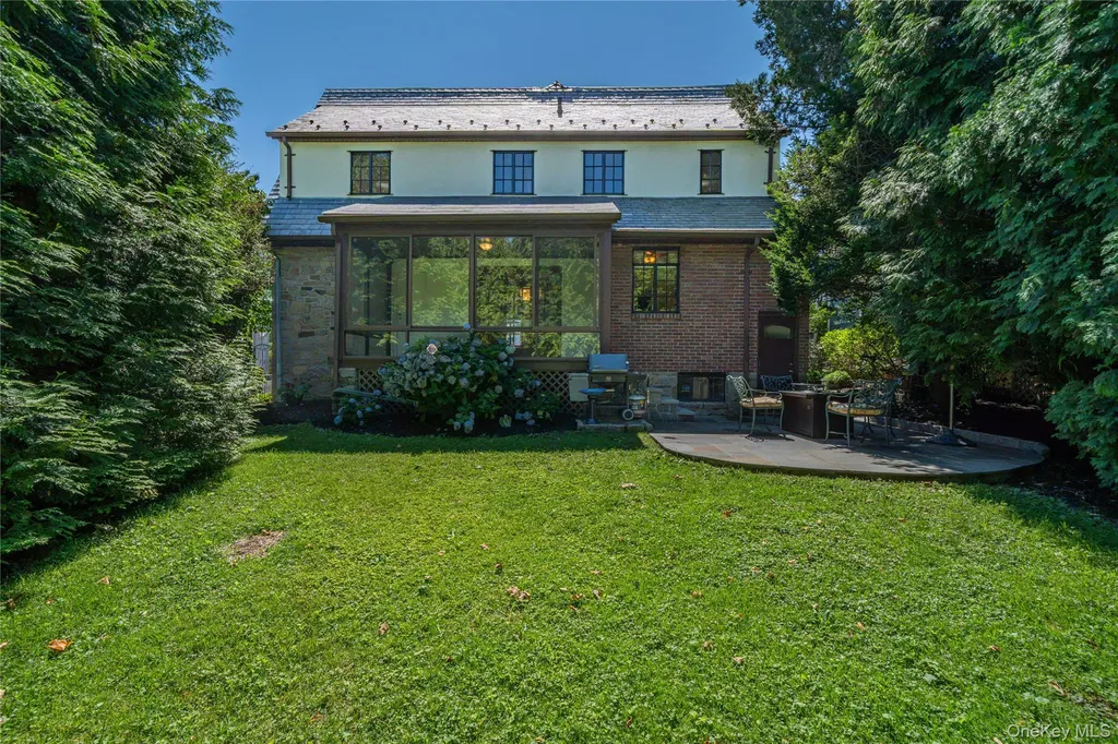 103 Manhattan Avenue Tuckahoe NY 10707