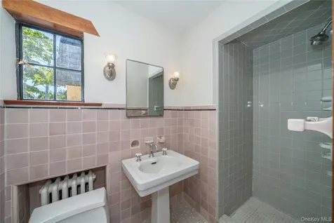 103 Manhattan Avenue Tuckahoe NY 10707