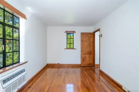103 Manhattan Avenue Tuckahoe NY 10707