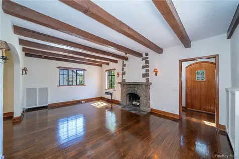 103 Manhattan Avenue Tuckahoe NY 10707