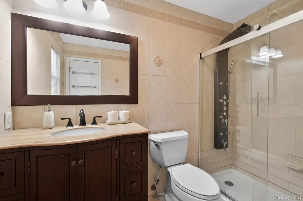 3341 Colony Drive Baldwin Harbor NY 11510