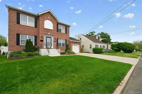 3341 Colony Drive Baldwin Harbor NY 11510
