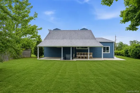 332 Crooked Hill Road Brentwood NY 11717