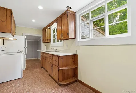 16 Hornbeck Road Poughkeepsie NY 12603