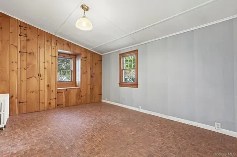 16 Hornbeck Road Poughkeepsie NY 12603