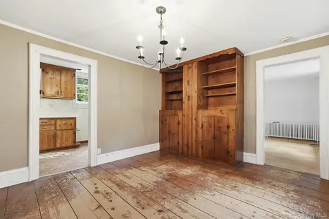 16 Hornbeck Road Poughkeepsie NY 12603