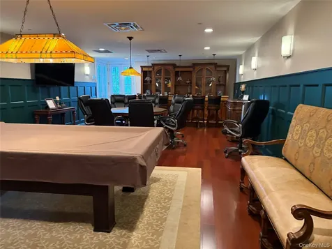 424 Trump Park Shrub Oak NY 10588
