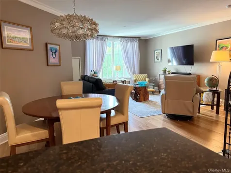 424 Trump Park Shrub Oak NY 10588