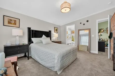 10 Orlando Drive Poughkeepsie NY 12603