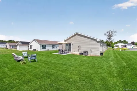 10 Orlando Drive Poughkeepsie NY 12603