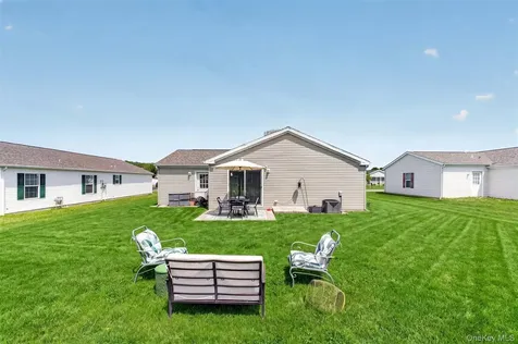 10 Orlando Drive Poughkeepsie NY 12603