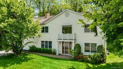 39 Lambert Lane New Rochelle NY 10804