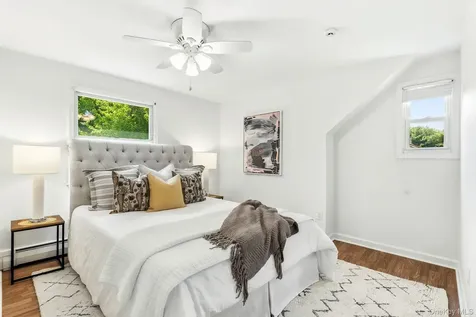 39 Lambert Lane New Rochelle NY 10804