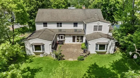 39 Lambert Lane New Rochelle NY 10804