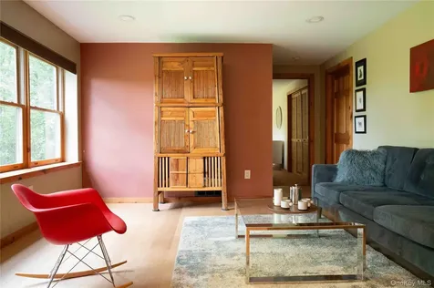 14 Meachers Attean Lane Germantown NY 12526
