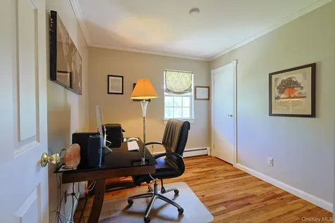 10 The Drive Westtown NY 10998