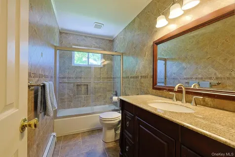 10 The Drive Westtown NY 10998