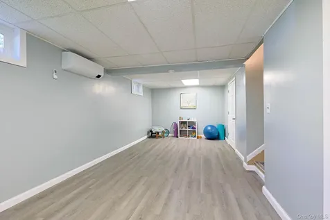 10 The Drive Westtown NY 10998