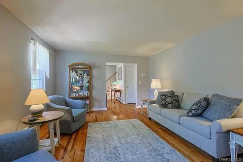 10 The Drive Westtown NY 10998
