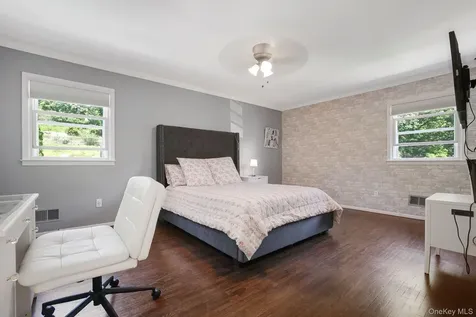 12 Pelham Avenue Nanuet NY 10954
