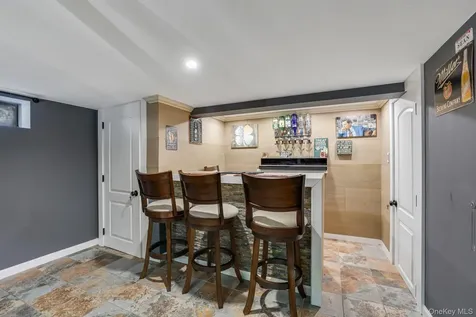 12 Pelham Avenue Nanuet NY 10954